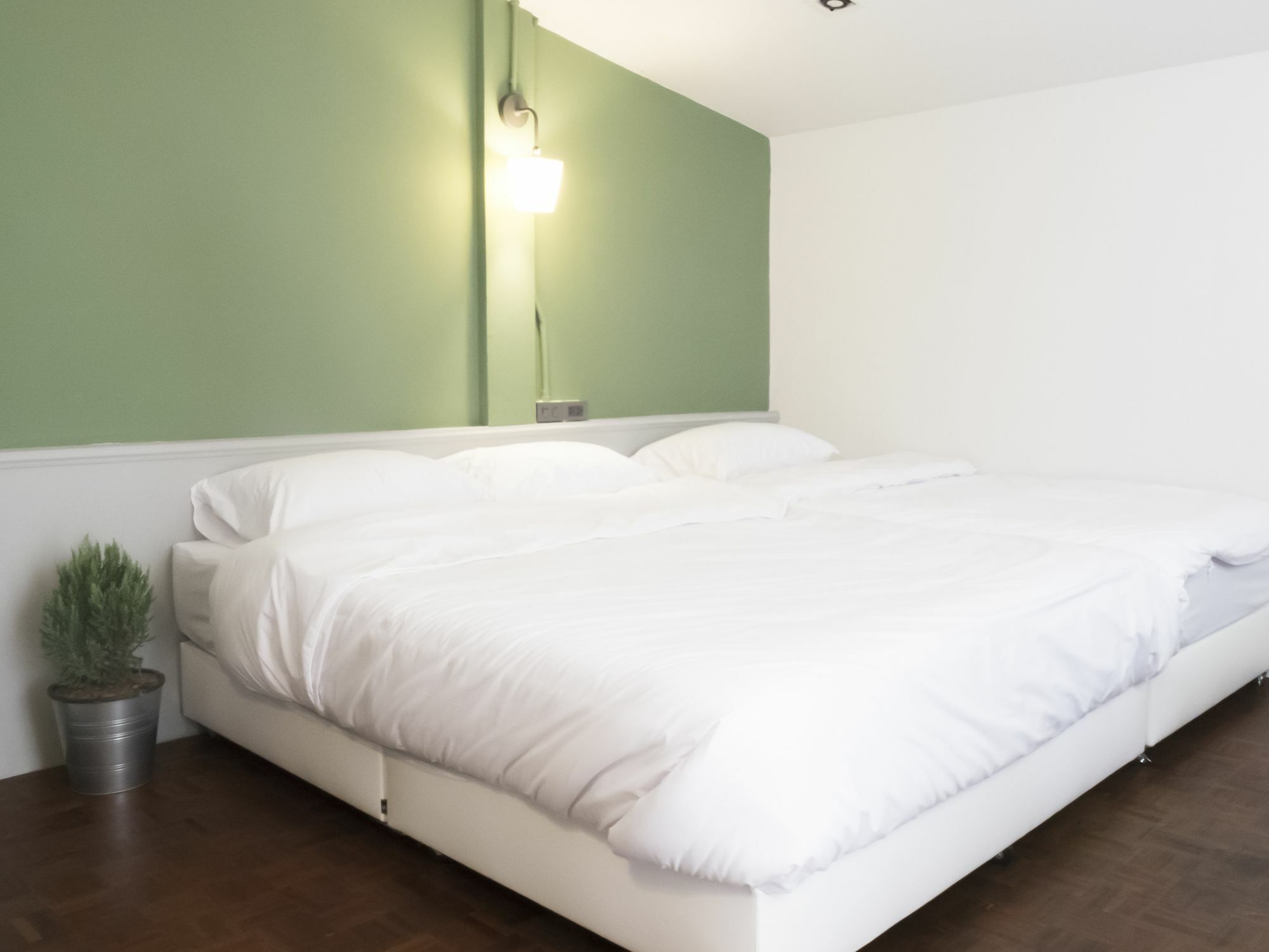 Weeping Willow Sukhumvit 26 曼谷 外观 照片